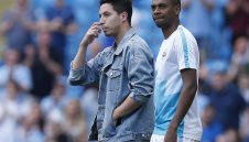 "Вълците" искат "дебелак" от Сити