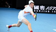 И Яник Синер продължава на Australian Open