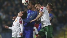 Бас Дост: Българите ни прекършиха