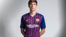 Юве удря на камък за Миранда, Барса го праща под наем в Шалке