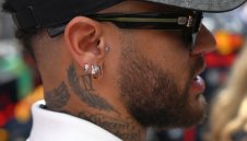 Жестока глоба за Неймар