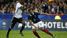 Марсиал и кошмар на ЦСКА поставиха Германия на колене в кървав Париж + ВИДЕО