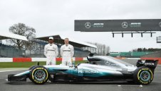 Мерцедес представи "мощния звяр"