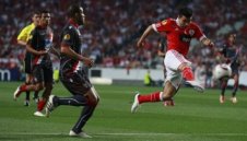 Бенфика удари Брага с 2:1 и докосва финала в Лига Европа
