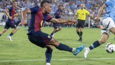 Бразилец не иска и да чуе пак за Барса