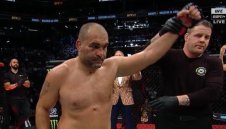 Багата срещу молдовец в UFC