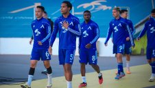 Болка! Левски трепери за капитан