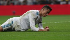 Реал с най-слаб старт от половин век, Меси вкарва колкото "кралете"