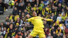 Севиля уреди защитник от Нант