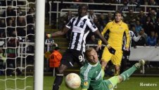 Нюкасъл не успя да вземе домакинския тест срещу Металист