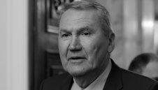 Почина легендата на родния баскетбол Атанас Голомеев