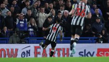 Милан ще лети високо със "сврака"