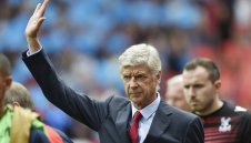 Венгер хленчи: Съдията ни отмени чист гол