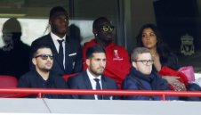 Сериозно наказание грози Сако