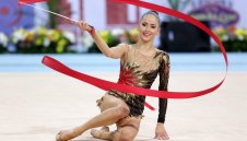 Прекрасна! Неви със златен медал за Световната купа в София! + ВИДЕО и ГАЛЕРИЯ