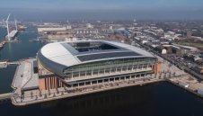 Eвертън откри новия стадион с победа и геройства на Пикфорд