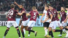 Биковете от Торино намушкаха Милан