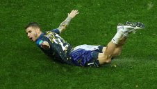 Рекордната покупка на Байерн е силен отпред и отзад