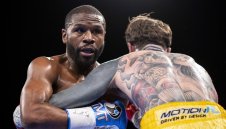 Флойд Мейуедър съсипа бокса