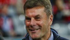 Хекинг: Левандовски е класа, но ни вкарваше на късмет