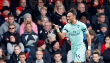 Арсенал стигна до ценен успех на "Виталити" срещу нахъсаните "черешки"