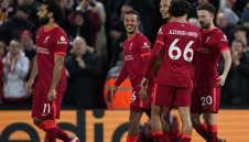 Шоу на "Анфийлд": Ливърпул разнебити Арсенал