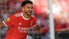 ПСЖ уреди "граната"