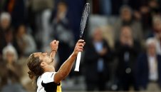 След над 4 часа: Зверев оцеля в трилър на „Ролан Гарос“, Хуркач чака Гришо