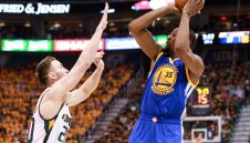 Неудържим Дюрант води Голдън Стейт напред