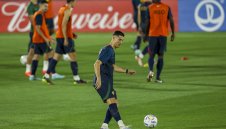 Радост в Португалия: Кристиано тренира