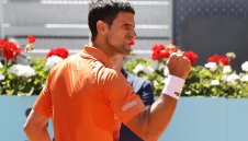 Още го бива: Джокович напляска надъхан поляк в Мадрид