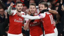 Арсенал пожали Наполи и би само с 2:0