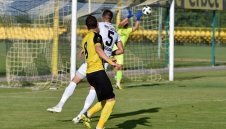 Ботев (Пловдив) разби адашите от Гълъбово с лекота