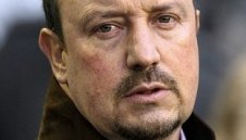 Юве взима Дзак или Джентиле до лятото, след това идва Бенитес