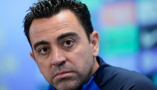 Шави мрънка след постната победа на Барса