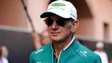 Легендарен инженер става шеф на Астън Мартин от новия сезон