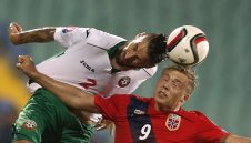 Трагична България загуби мача на годината + СНИМКИ