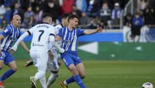 Фиорентина се пазари за цената на халф на Алавес