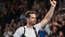 Бивш №1 в света завоюва втора поредна титла на трева