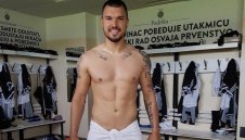 Той е дебел, той не е дебел – той е Валери Божинов