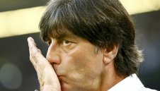 Льов се изповяда за бъркането отпред и отзад