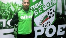 Край на проблемите! Истинска звезда ще дебютира в Първа лига