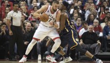 Торонто с невероятен обрат срещу Индиана