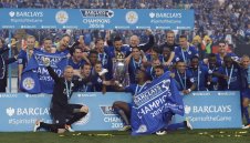 ВИЖТЕ награждаването на шампионите от Лестър! + ВИДЕО