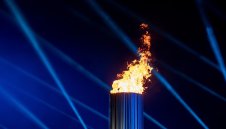 Церемонията по запалване на олимпийския огън без публика заради коронавируса