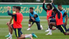 Звезди на Бразилия пропускат мача с Хърватия