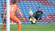 Звезда на Лийдс успокои феновете 