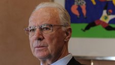 Франц, излез и покажи, че няма какво да криеш