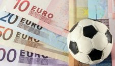 От 5 до 10 години затвор за петима футболисти участвали в "черно тото"
