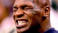 Динозавъра арестуван в Бразилия